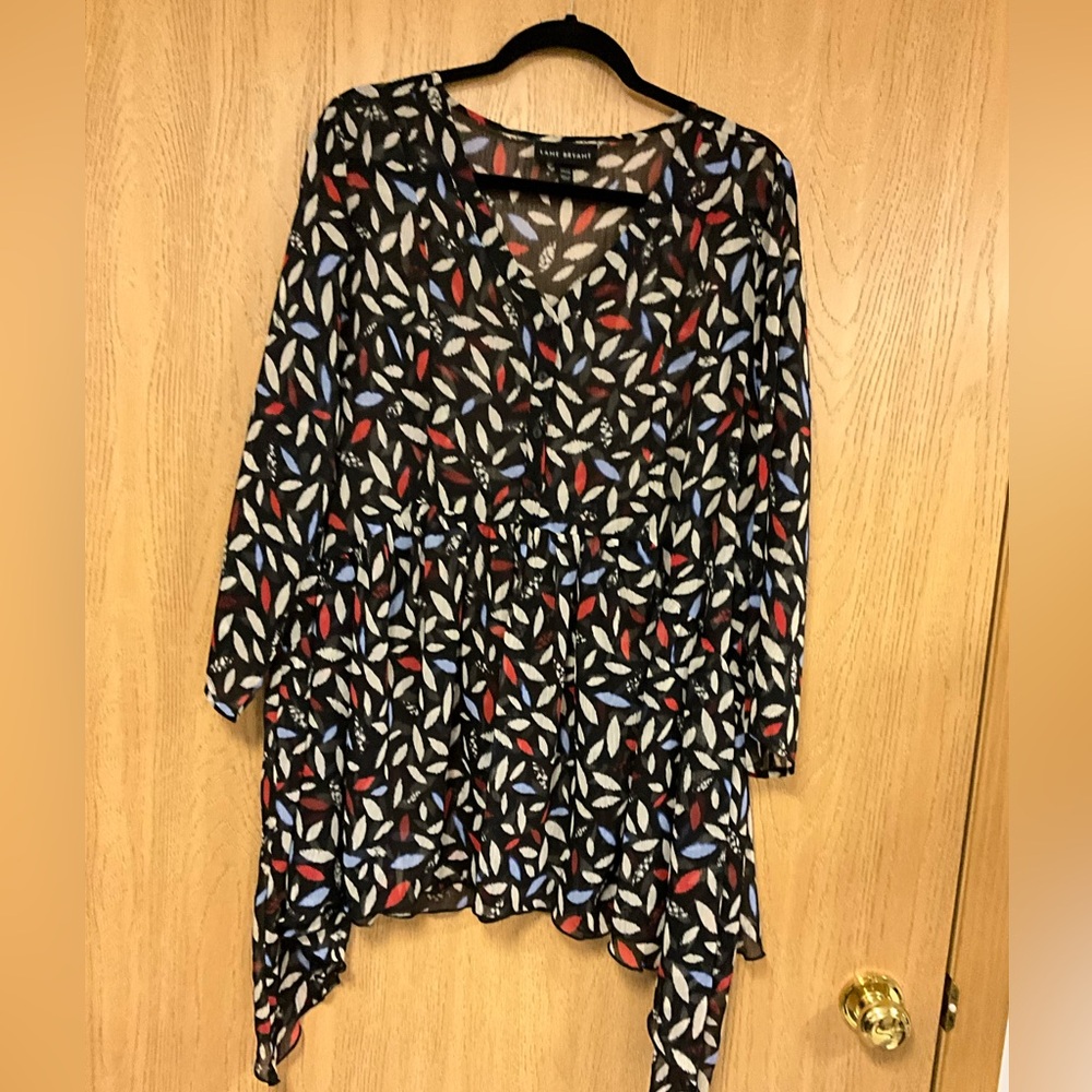 Lane Bryant Black Leaf Print Tunic